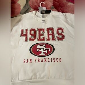 San Francisco 49ers sweatshirt